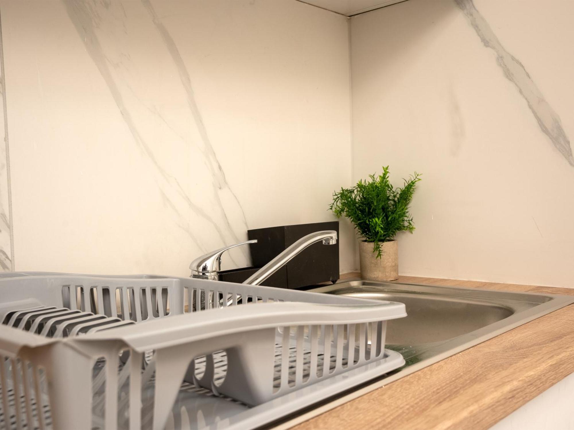 Serviceroom24 - Apartment 4 In Herten Wlan - Smart-Tv - 24-7 Check-In Und Kueche Buitenkant foto