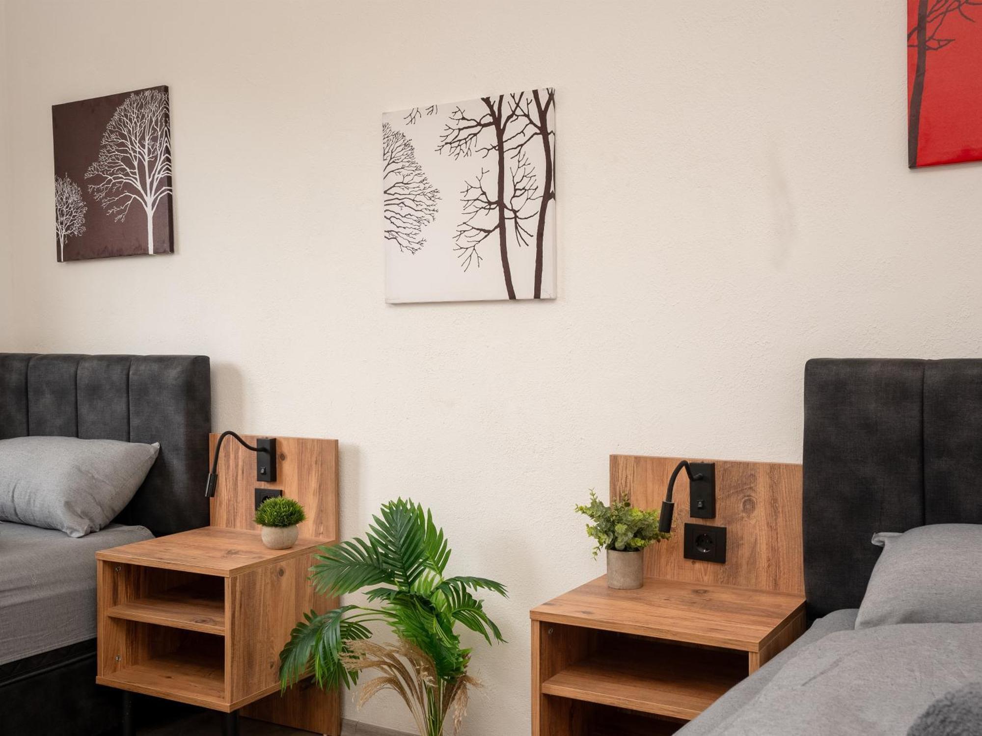 Serviceroom24 - Apartment 4 In Herten Wlan - Smart-Tv - 24-7 Check-In Und Kueche Buitenkant foto