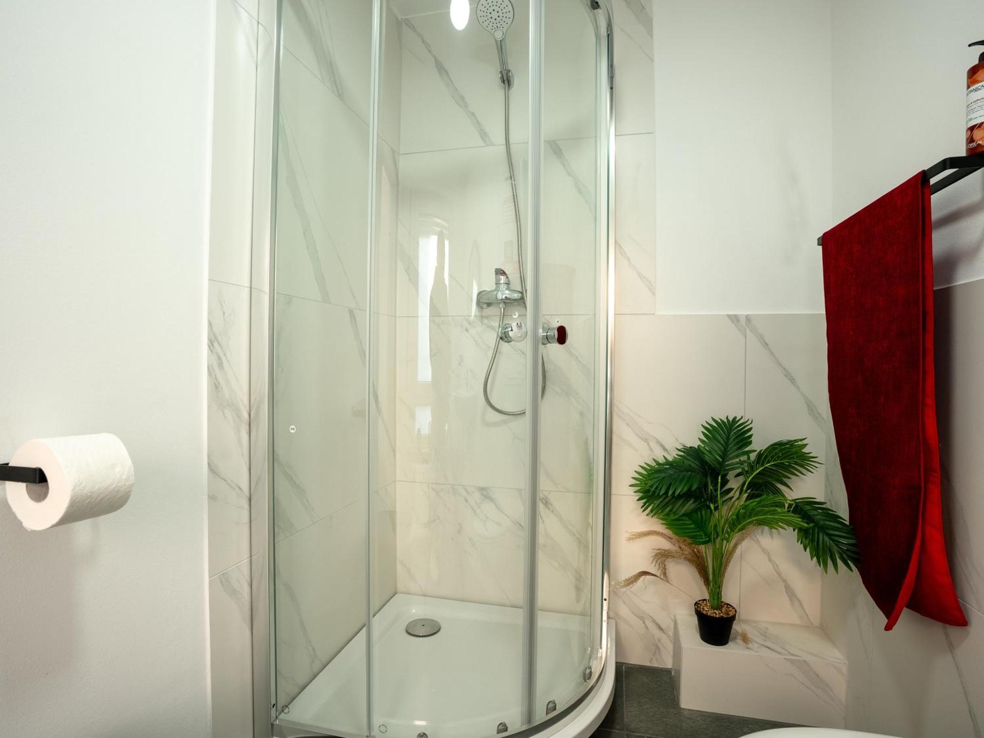 Serviceroom24 - Apartment 4 In Herten Wlan - Smart-Tv - 24-7 Check-In Und Kueche Buitenkant foto