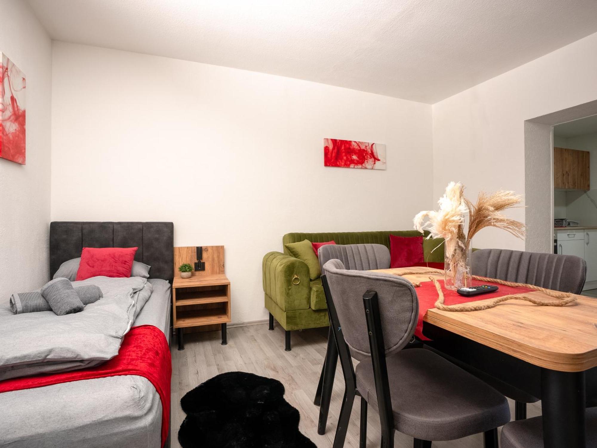 Serviceroom24 - Apartment 4 In Herten Wlan - Smart-Tv - 24-7 Check-In Und Kueche Buitenkant foto
